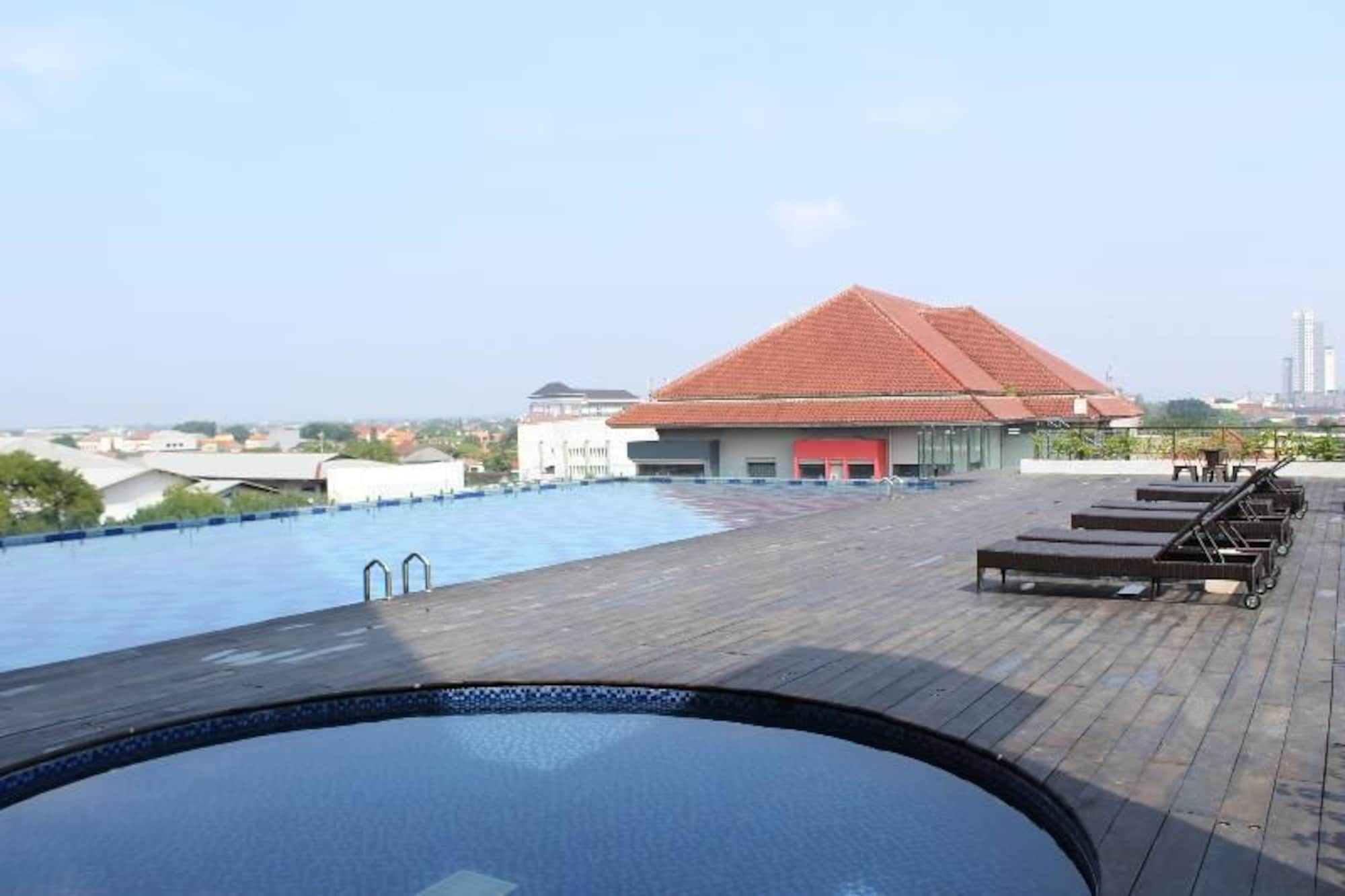 Harris & Conventions 4* Surakarta (Solo)